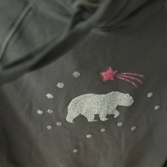 GOODFELLOW & Co Women’s Gray Hoodie with Bear and Star Design, Tie Neck, Pocket - Picture 5 of 5